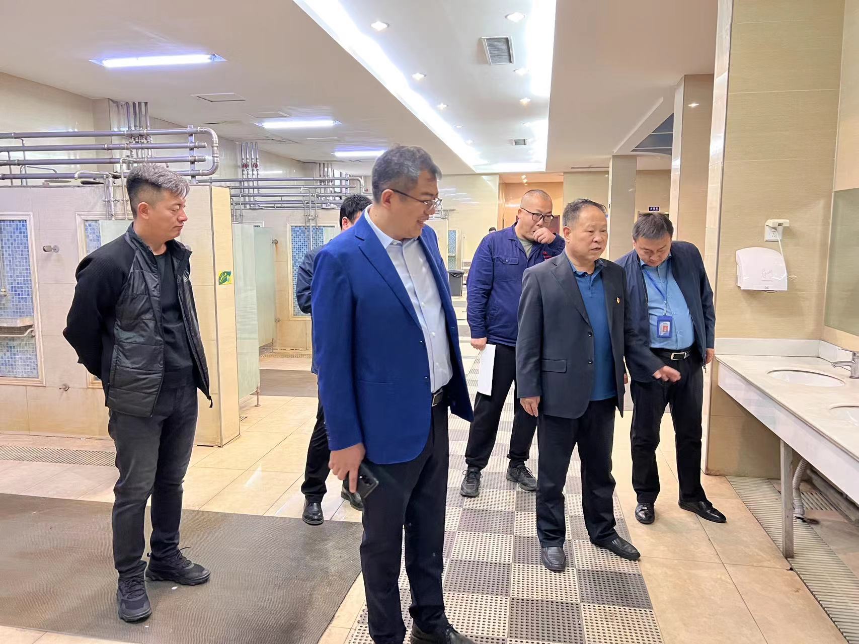 1679554618184992.jpeg 两堂一舍查抄现场.jpg