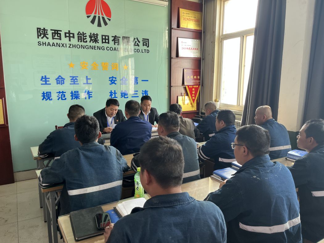 1688264540537026.jpeg µ³Ô±ËïºÆÔÚ»ú½¨³§Ðû½².jpg