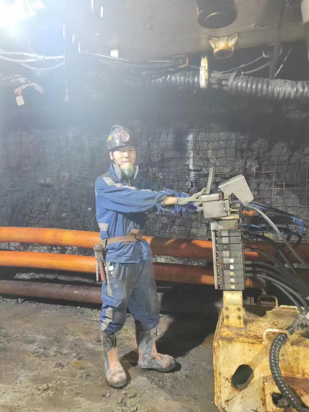 1695428166468006.jpeg ¸ßв©ÔÚÒÆ³¬Ç°Ö§¼Ü.jpg