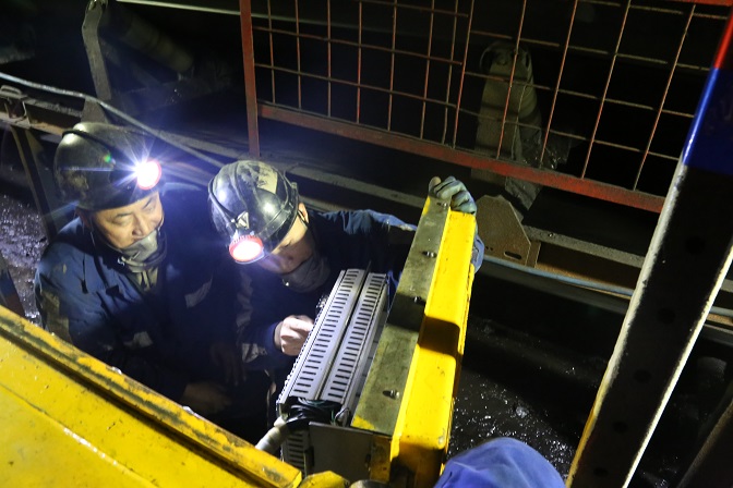 1709884263531746.jpeg ÇàÄêÖ°¹¤ÅŲé×éºÏ¿ª¹ØÒþ»¼.jpg