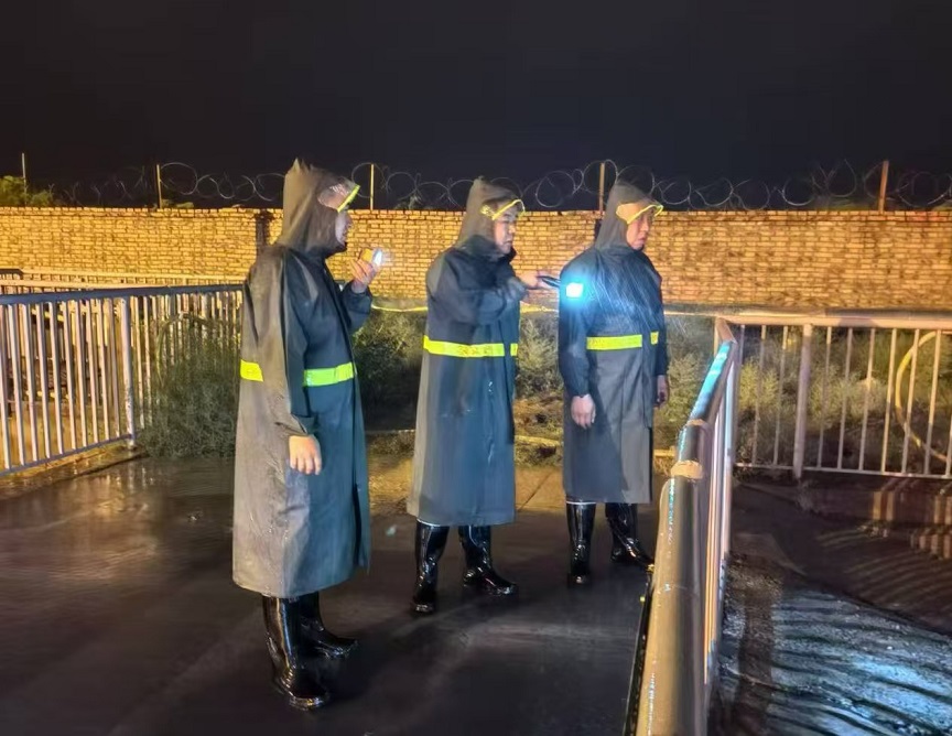 ͼ��  �ö��ƹ����Ų�6����ˮ��ˮλ���  ��Ӫ��˾ѡ�˶ӷ�����  ��.jpg