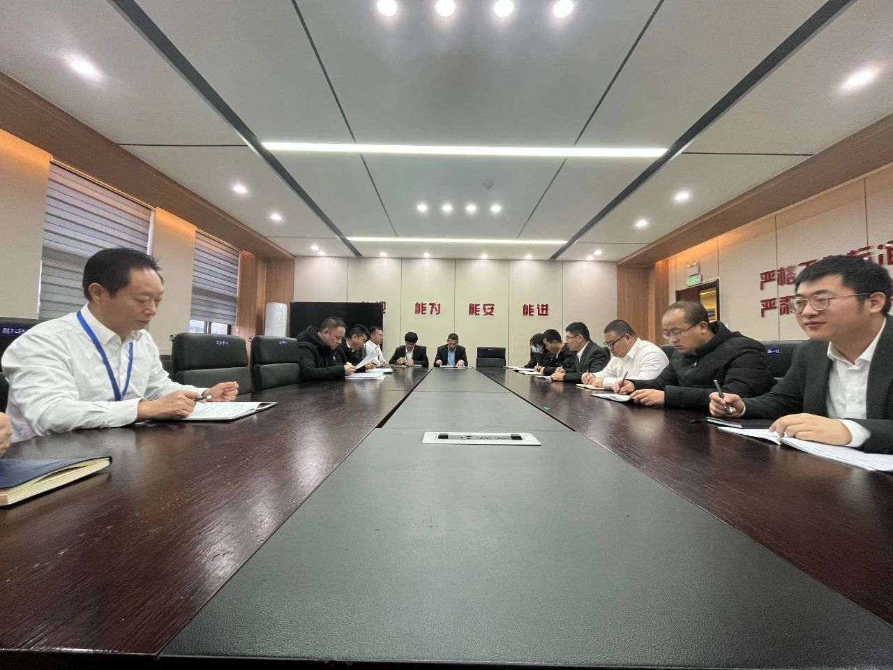 1733186877795387.jpeg 1.jpg