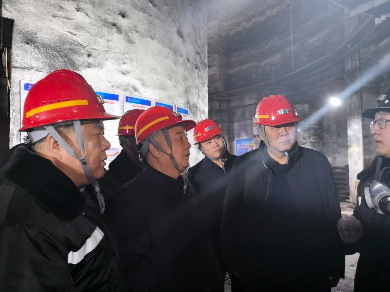 1735776851844483.jpeg 1.jpg