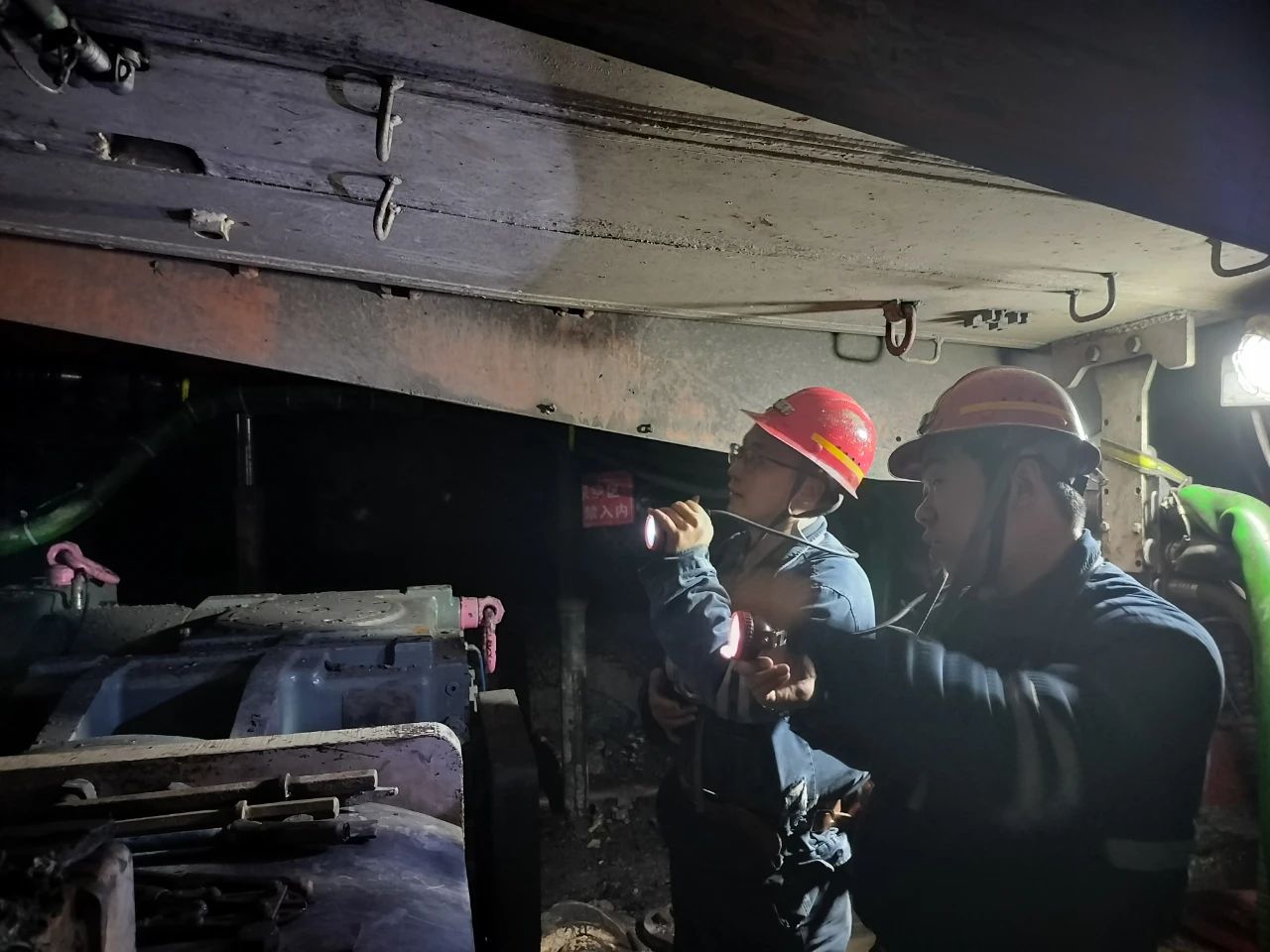 1737182566764349.jpeg 2.jpg