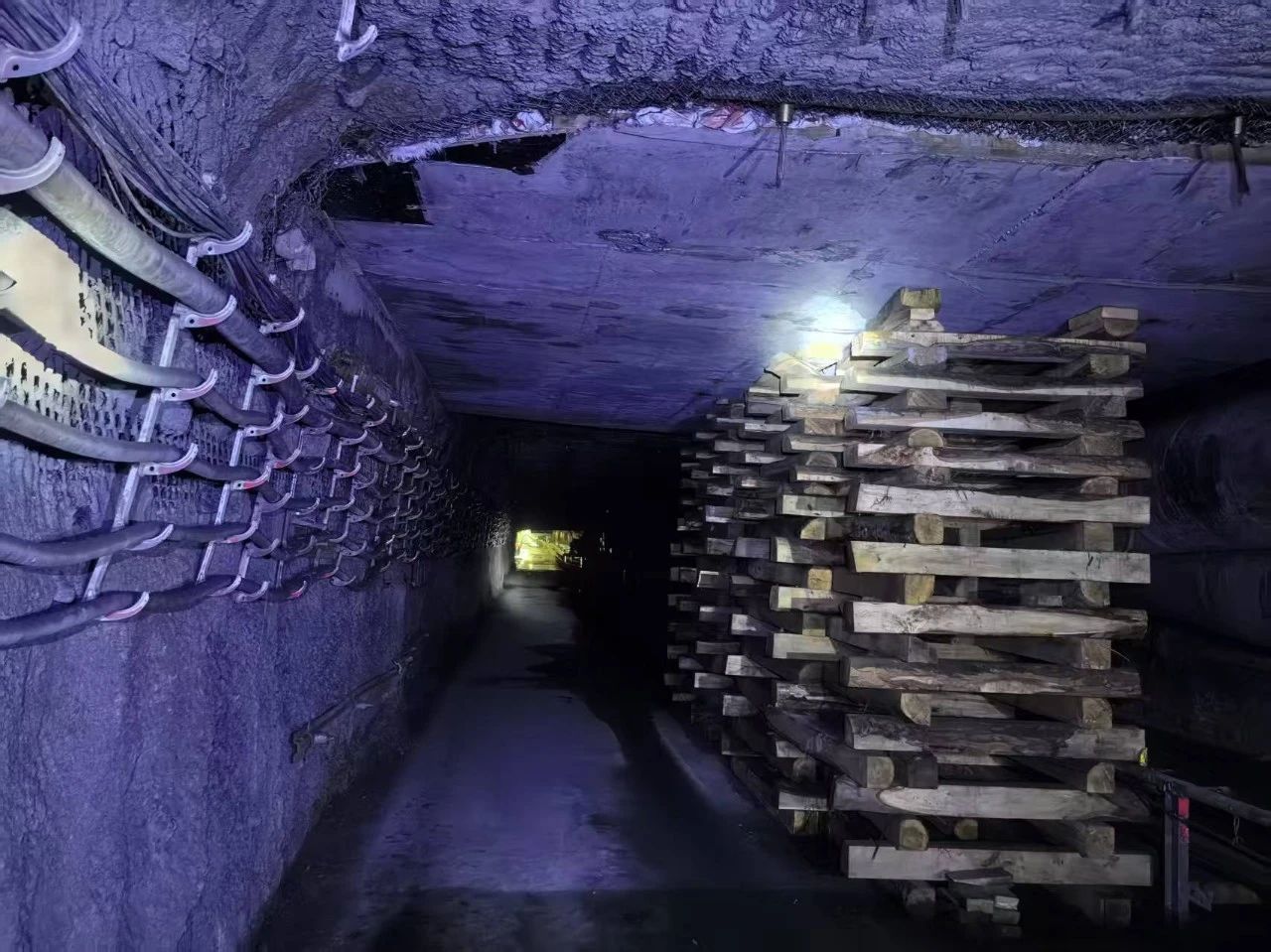 1738627768391044.jpeg 1.jpg