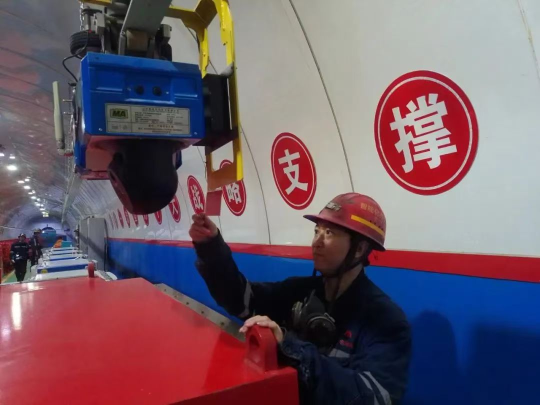 1744071693258755.jpeg 2.jpg