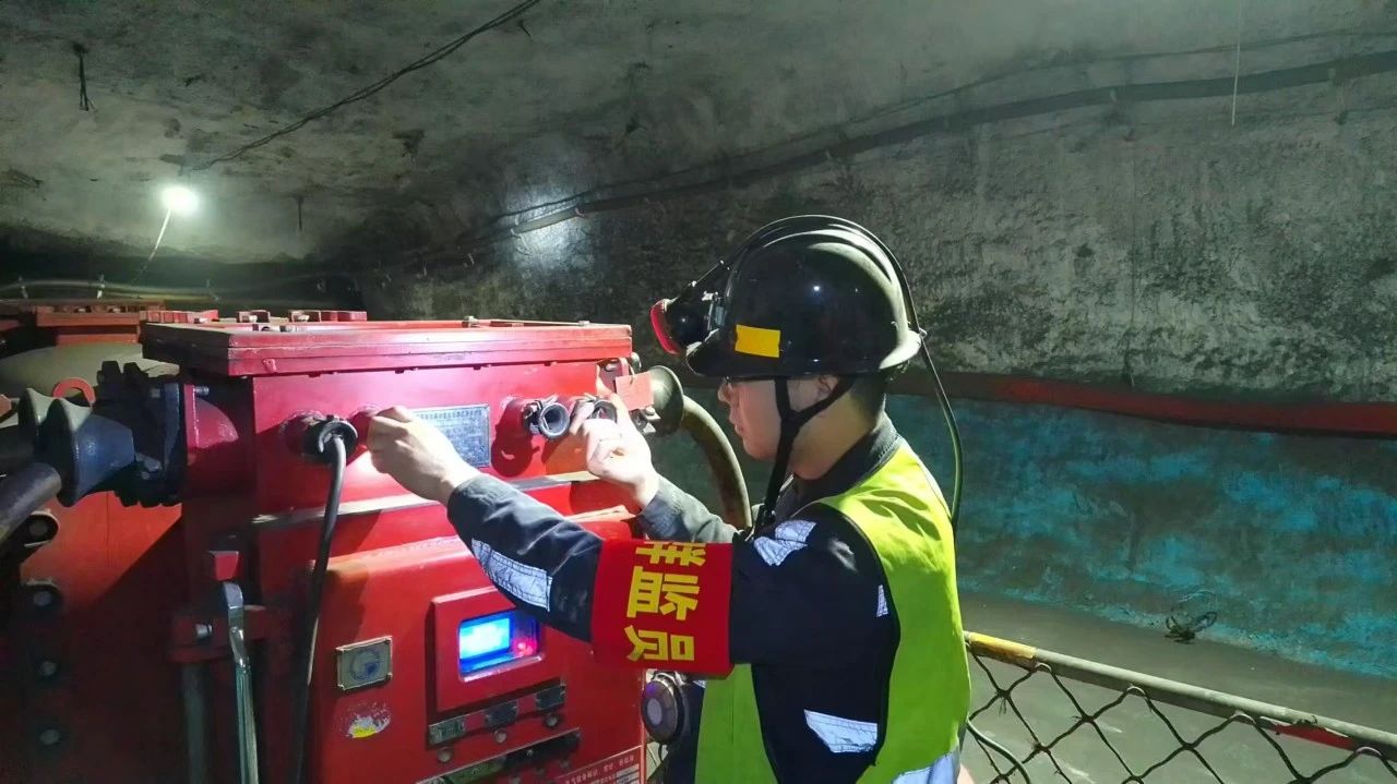 1749687002856432.jpeg 1.jpg