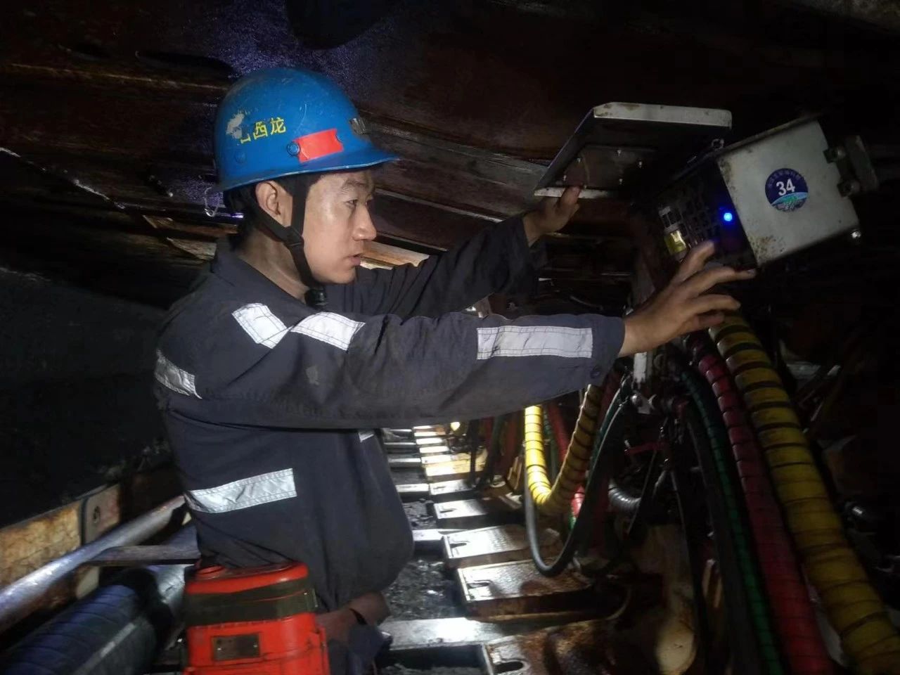 1753060049350588.jpeg 1.jpg