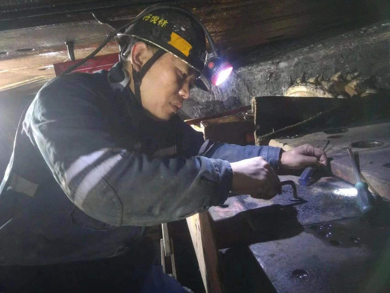 1753060079109573.jpeg 4.jpg