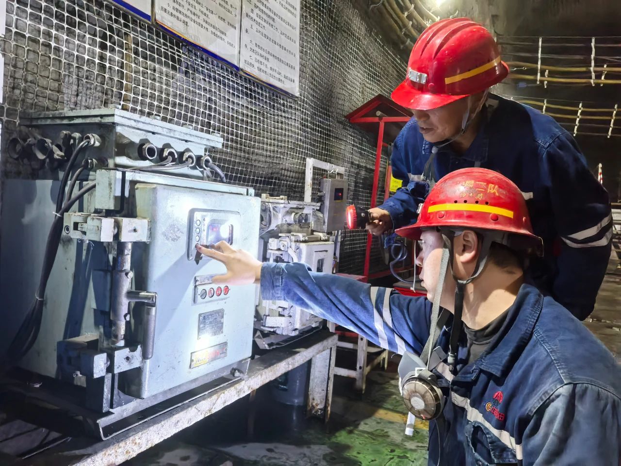 1755308458154715.jpeg 2.jpg