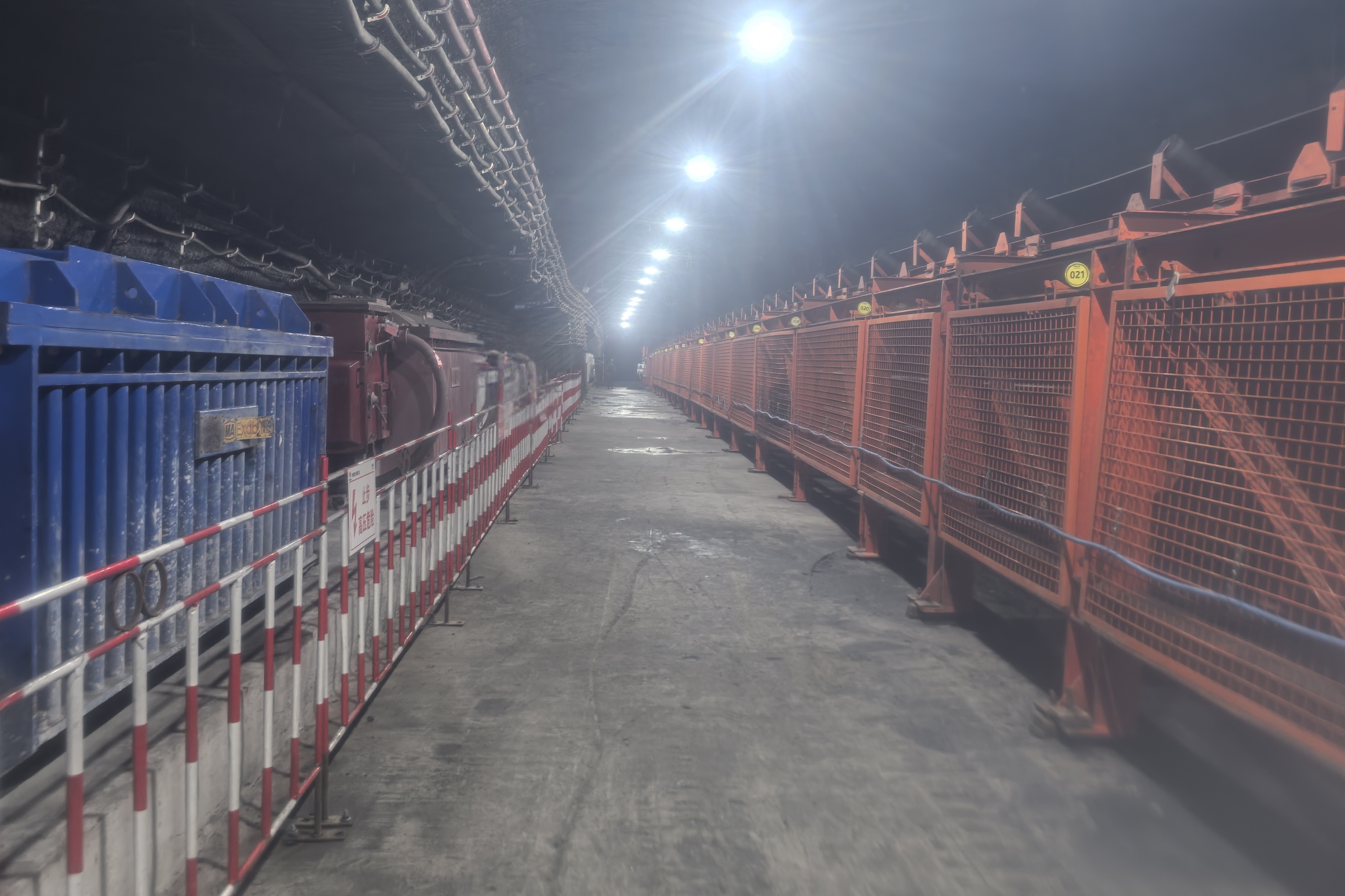 1757053723836226.jpeg 全员联结共筑优美巷路.jpg