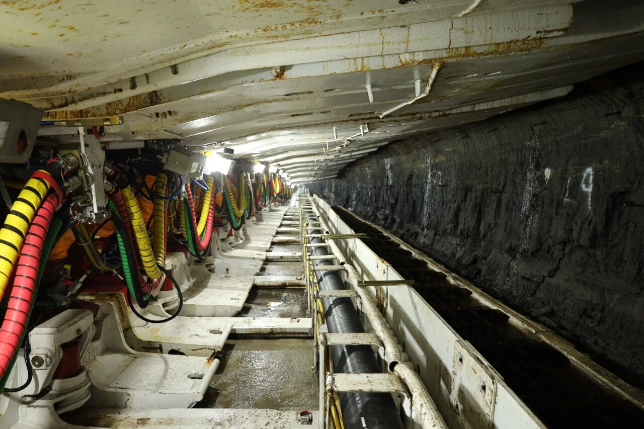 1757908037853687.jpeg 1.jpg