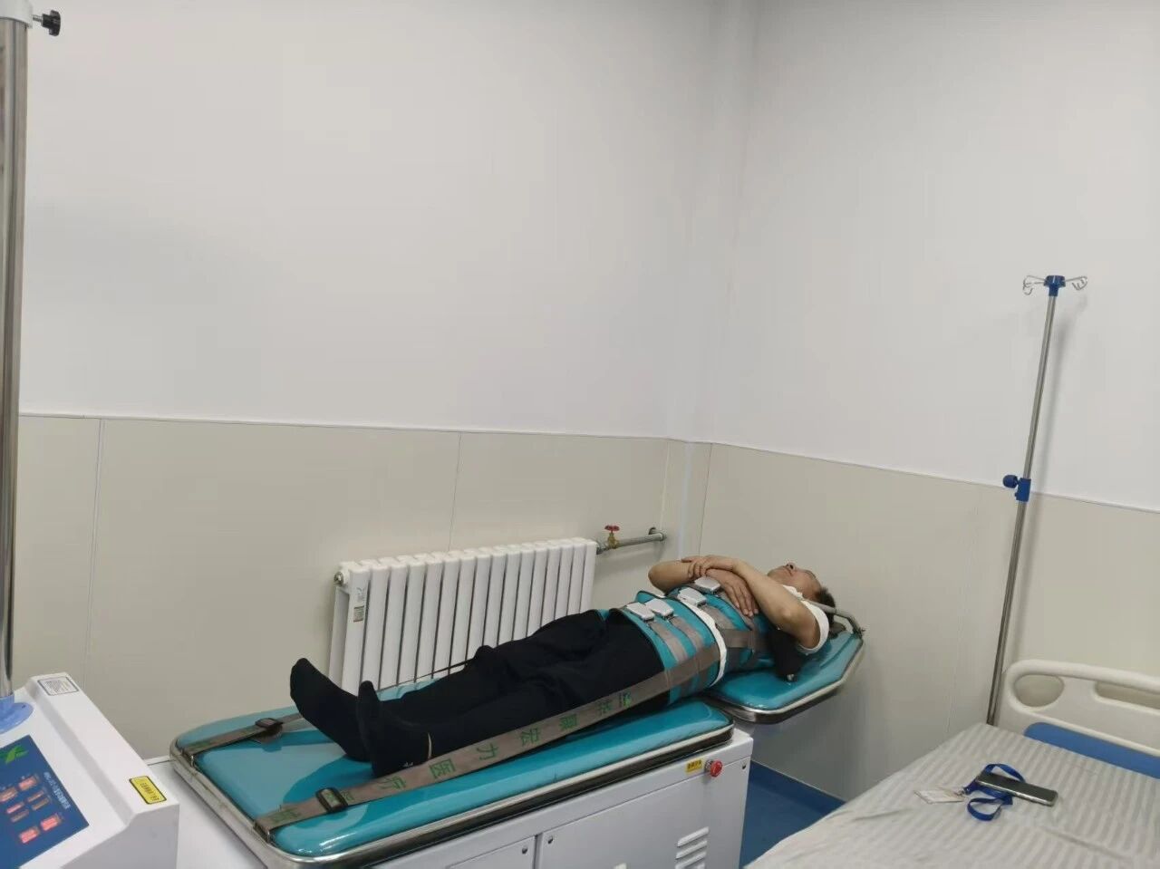 1758090411474644.jpeg 3.jpg