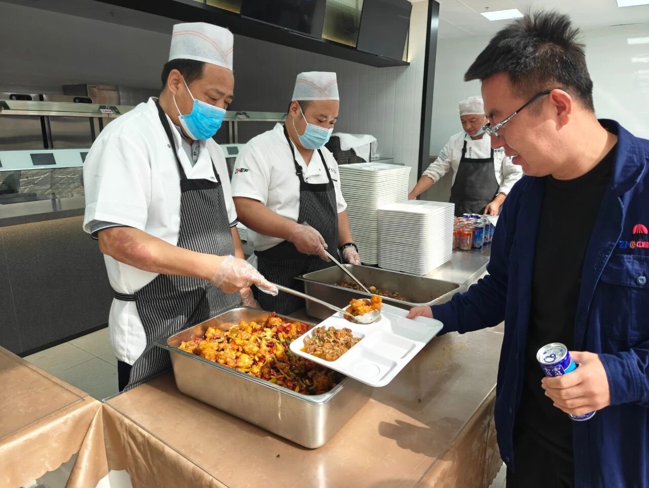 1759800463941942.jpeg 2.jpg