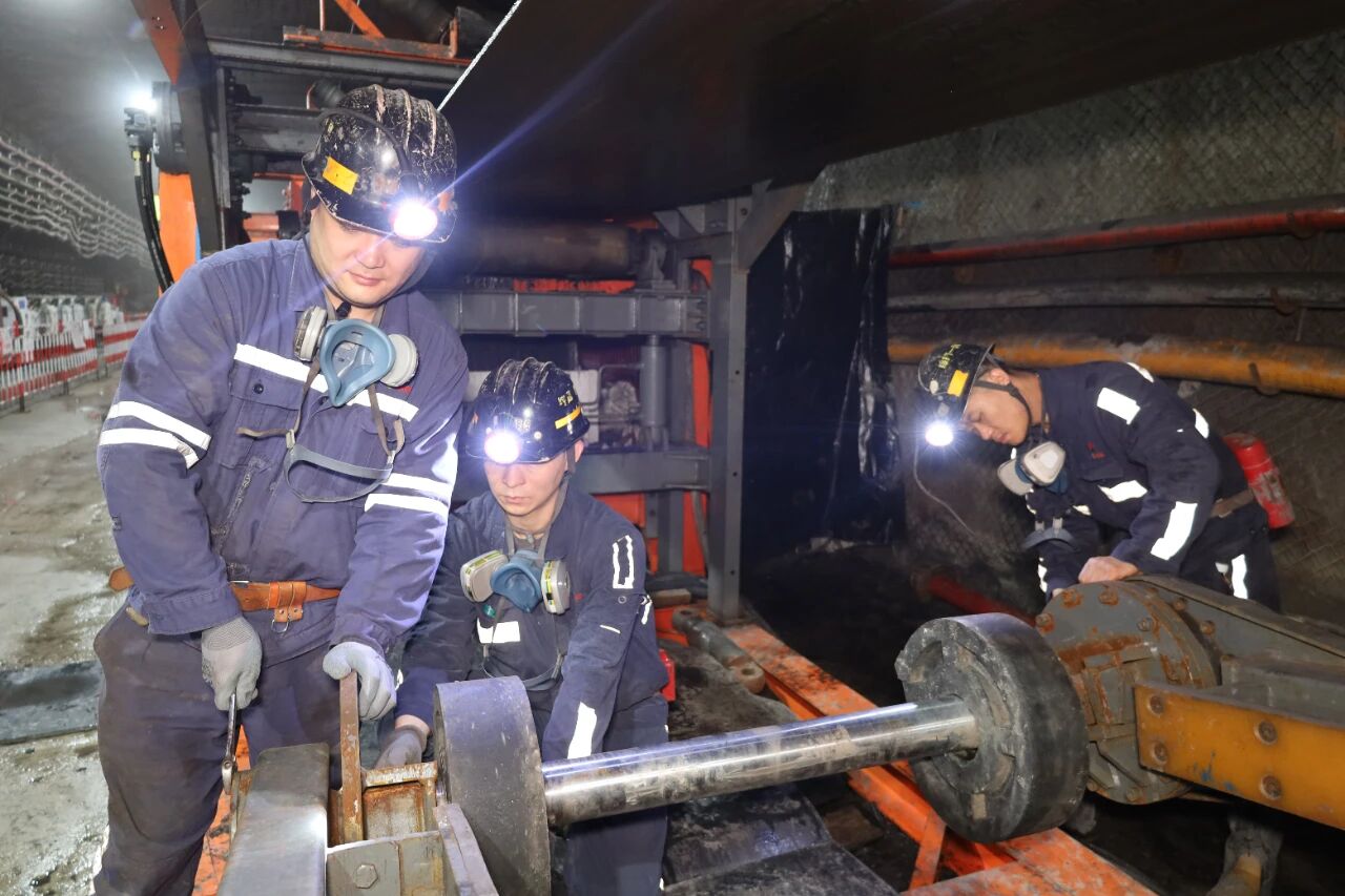 1759803617614208.jpeg 2.jpg