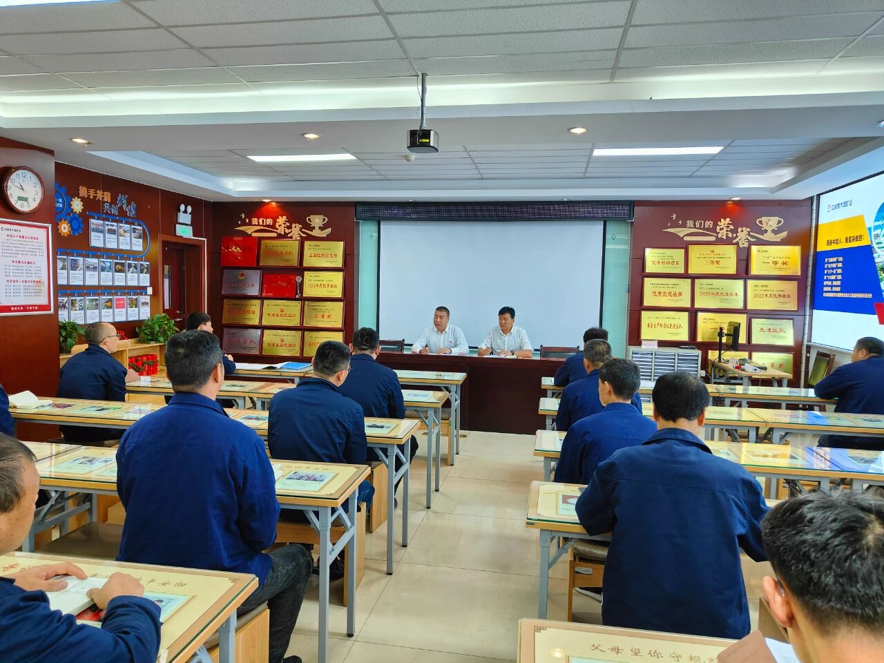 1759804248694954.jpeg 1.jpg