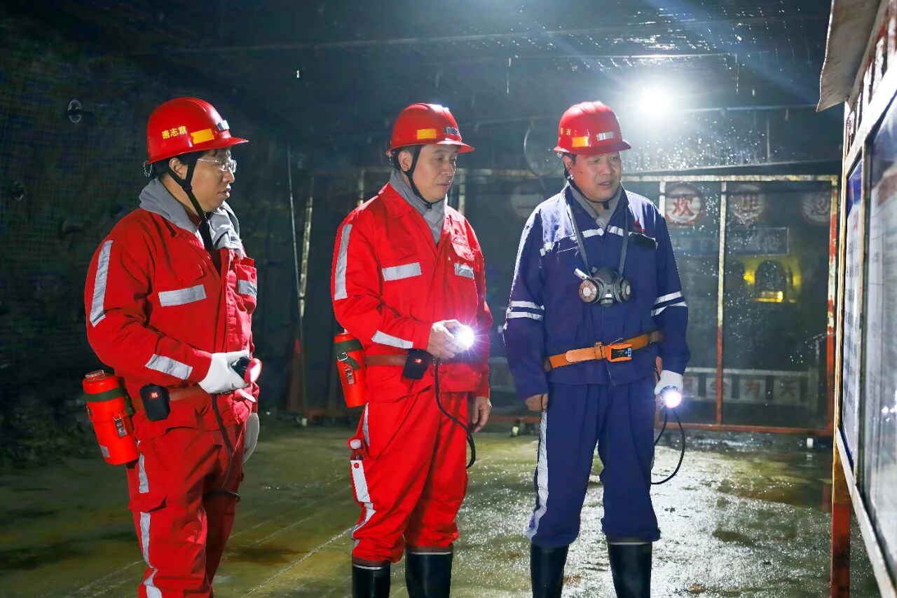 1759804749123402.jpeg 1.jpg