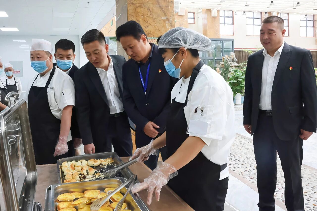 1759805404700624.jpeg 2.jpg