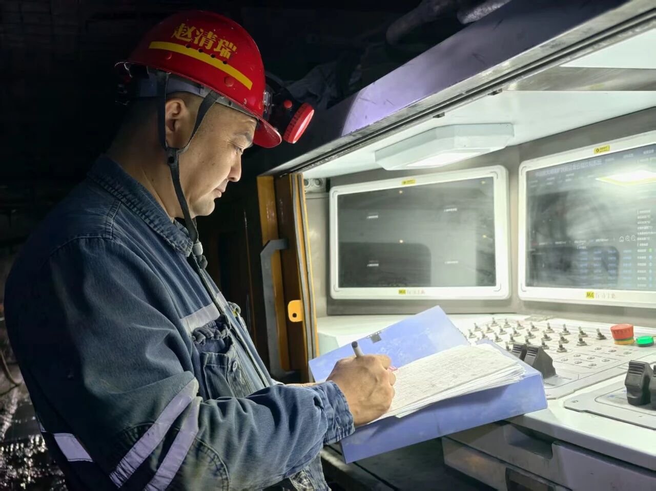 1760400438779795.jpeg 3.jpg