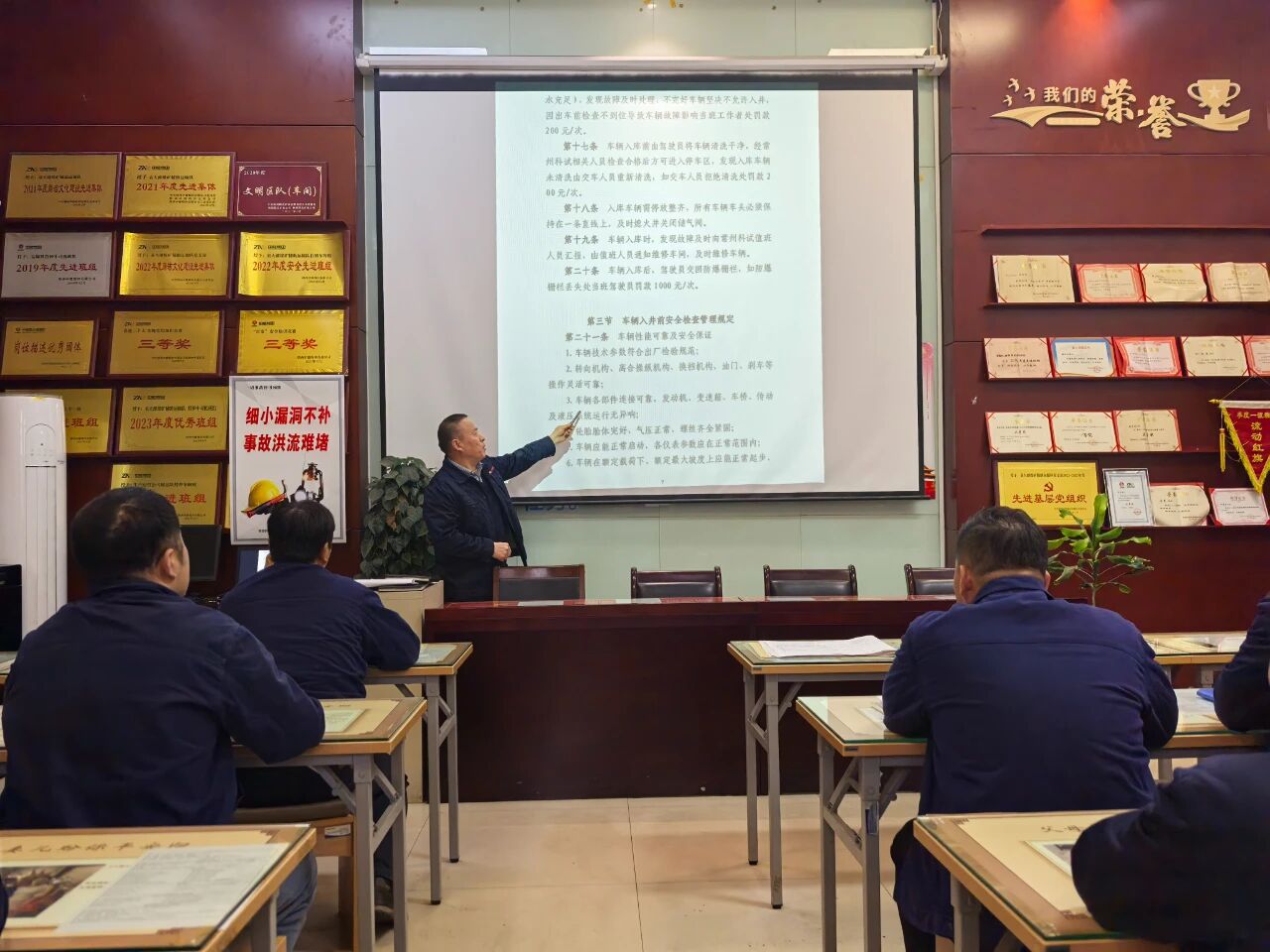 1760747016578852.jpeg 1.jpg