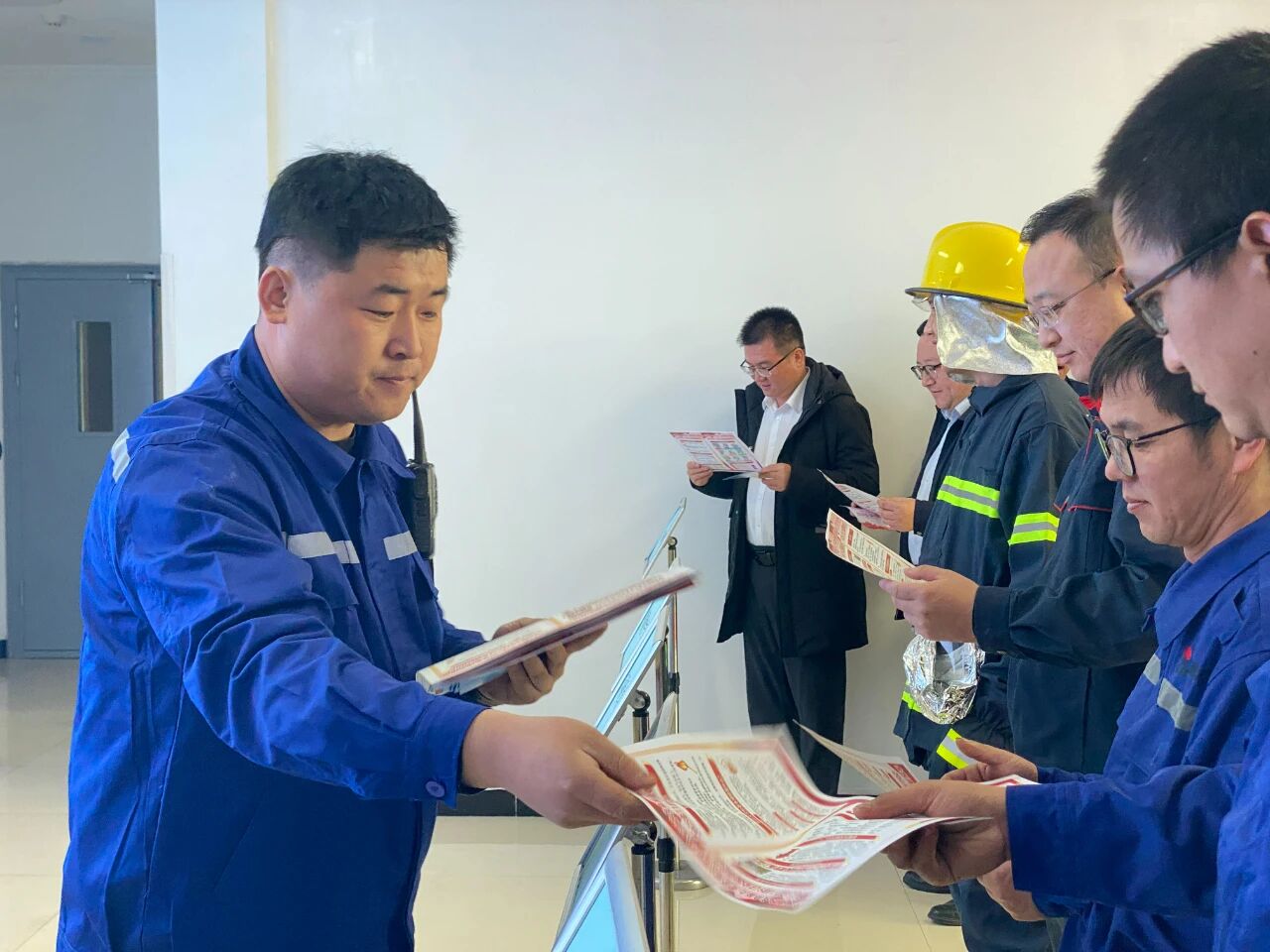 1762821240833494.jpeg 1.jpg